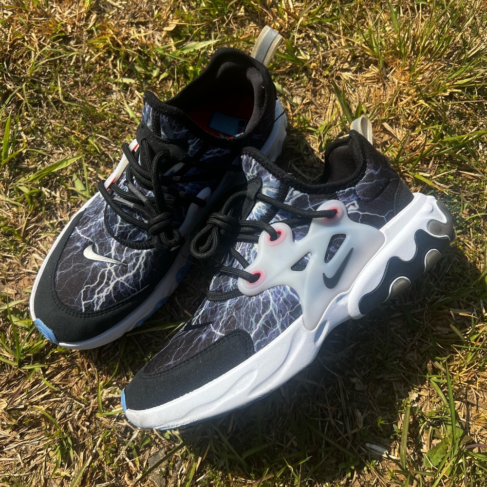CLEAN Nike size 8 Womens React Presto Thunder at Home shoes
